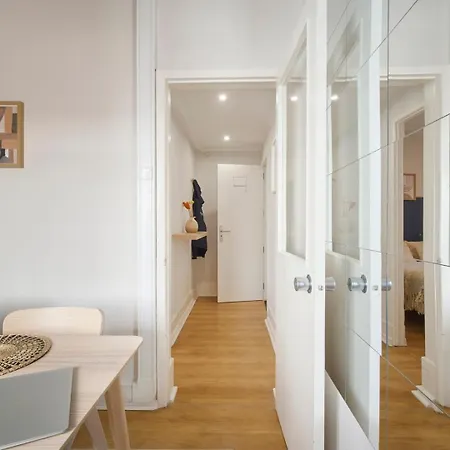 Premium Steps From Avenida Da Liberdade Appartement Lissabon