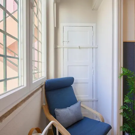 Premium Steps From Avenida Da Liberdade Lissabon