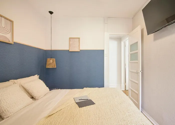 Premium Steps From Avenida Da Liberdade * Lissabon