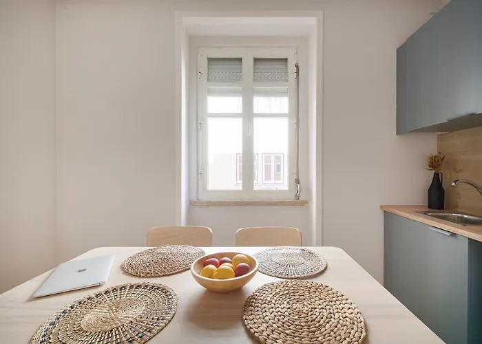 Premium Steps From Avenida Da Liberdade * Lissabon