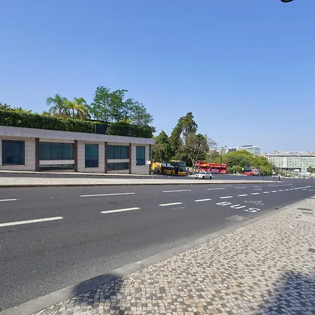 Premium Steps From Avenida Da Liberdade * 리스본